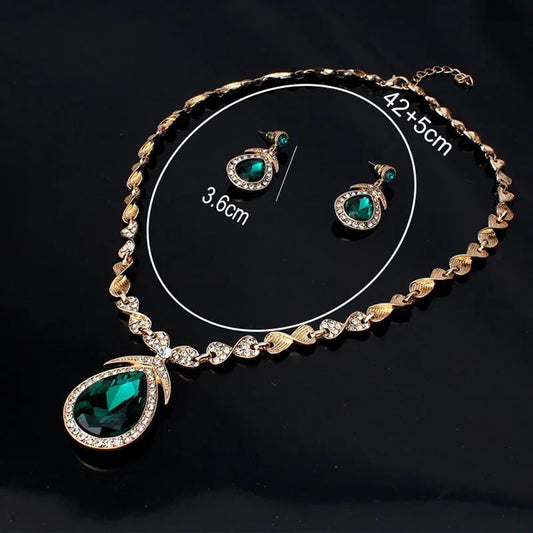 Stylish Design Fancy Crystal Necklace Jewellery Set
