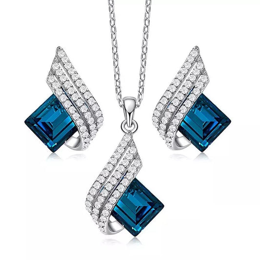 Angel Wings Platinum Plated Crystal Pendant Necklace Jewellery Set