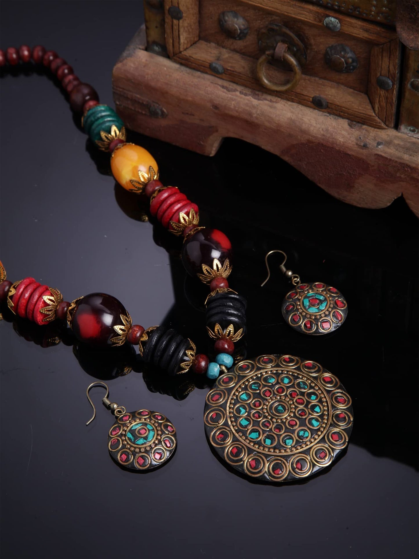 Latest Stylish Traditional Tibetan Pendant Necklace Jewellery Set for Women