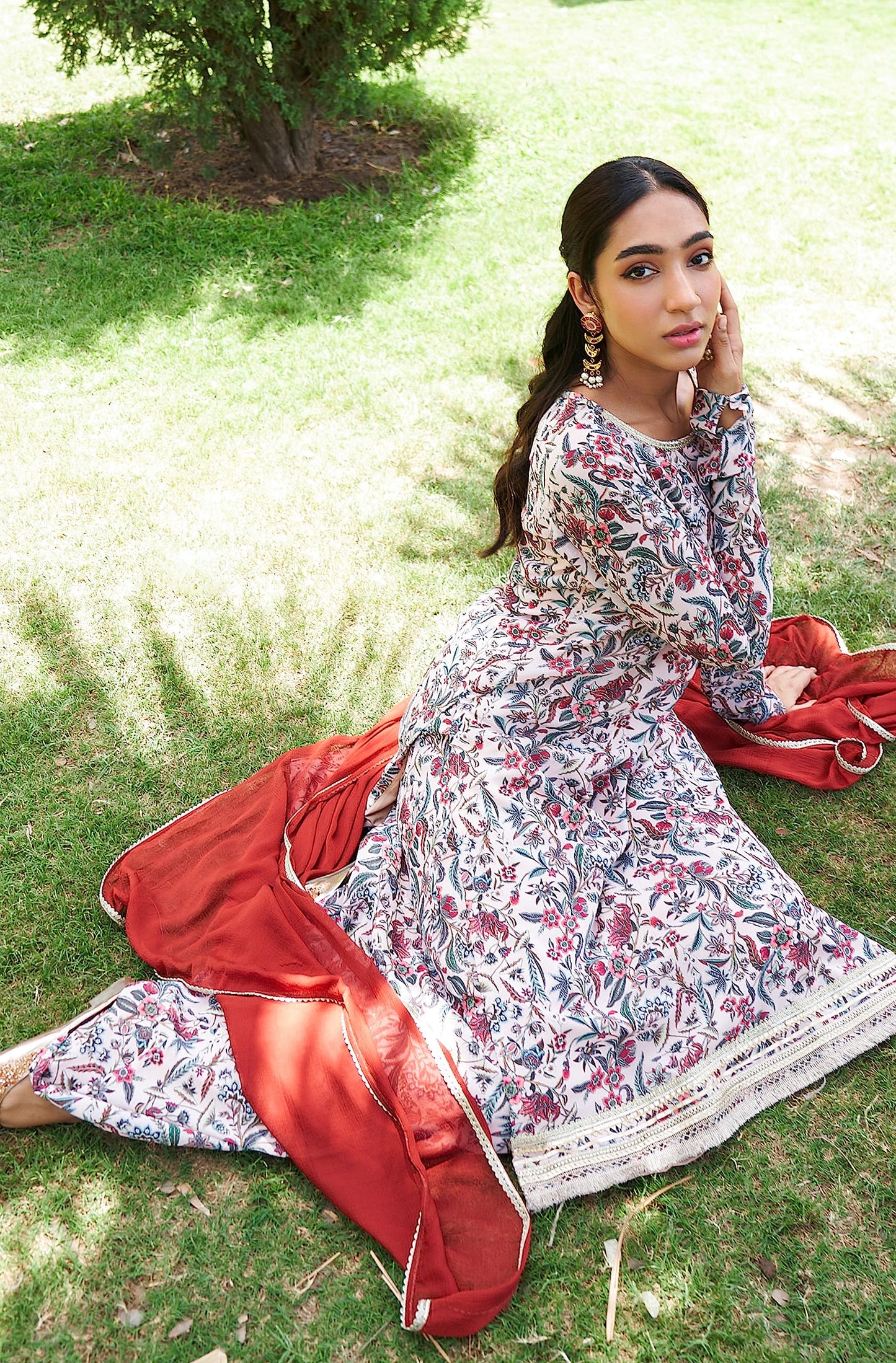 Beige Flowy Digital Print Kurti