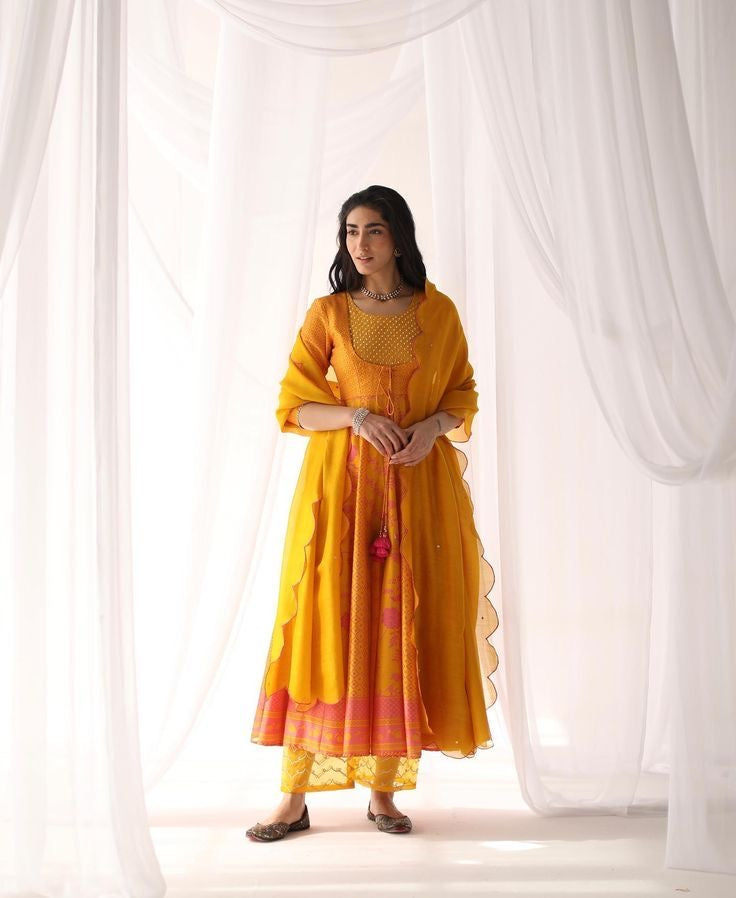 KURTI & SHARARA