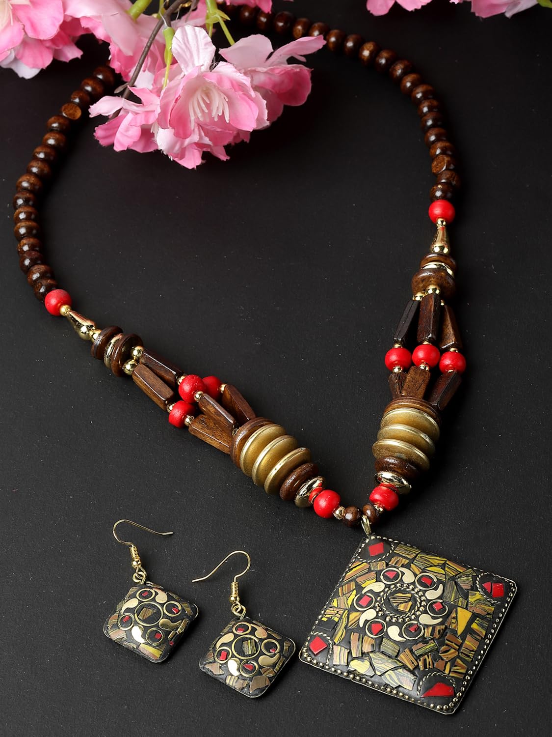 Latest Stylish Traditional Tibetan Pendant Necklace Jewellery Set