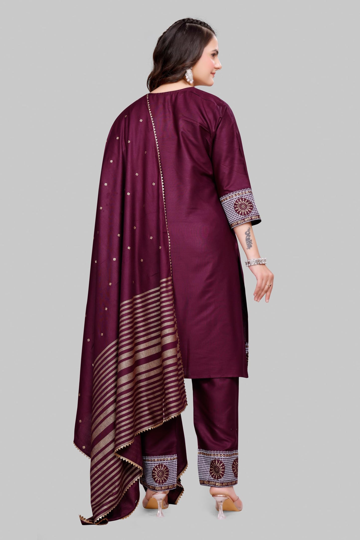 Embroidered Traditional Kurti,Pant & Dupatta Set